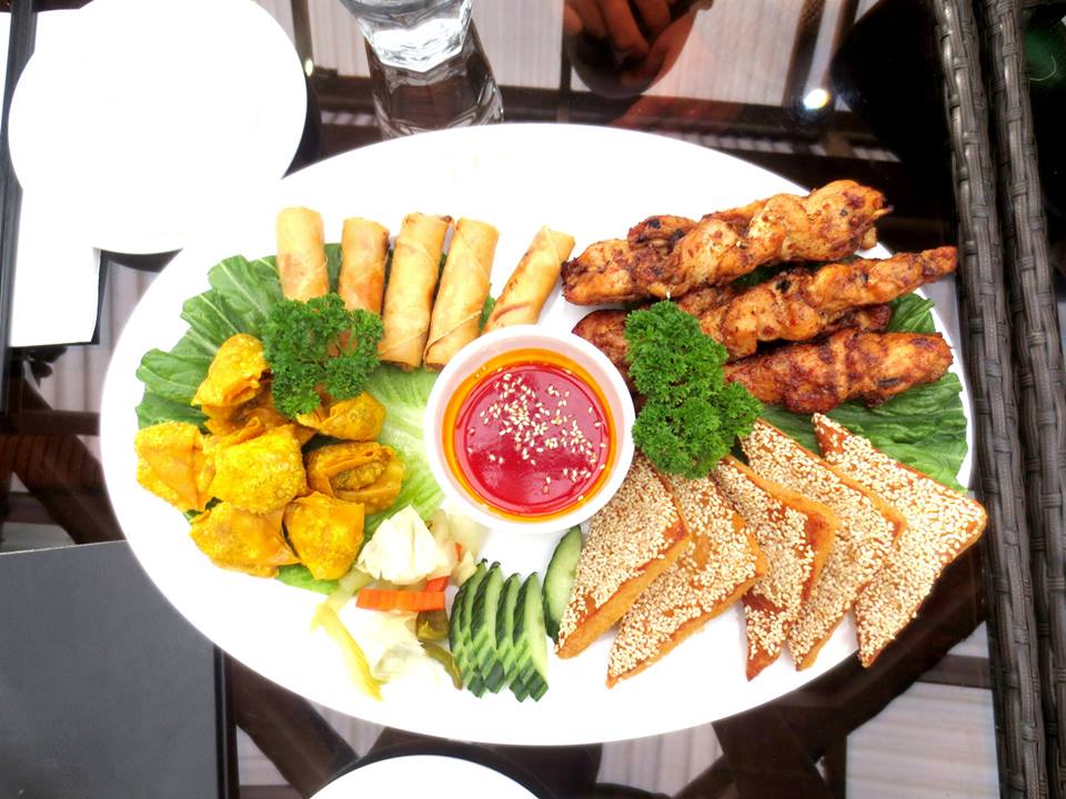 Mixed Entree Platter