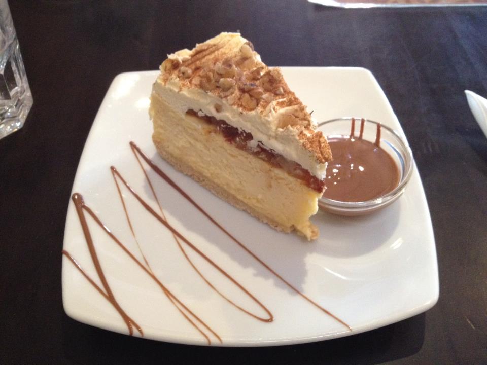 German Apple Cheesecake