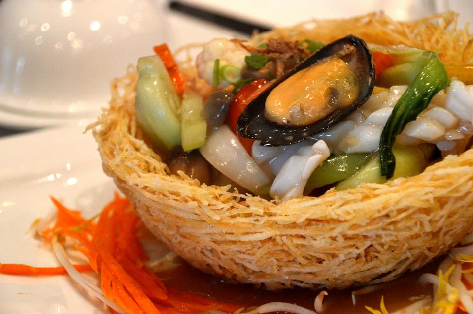 Seafood Noodle Basket