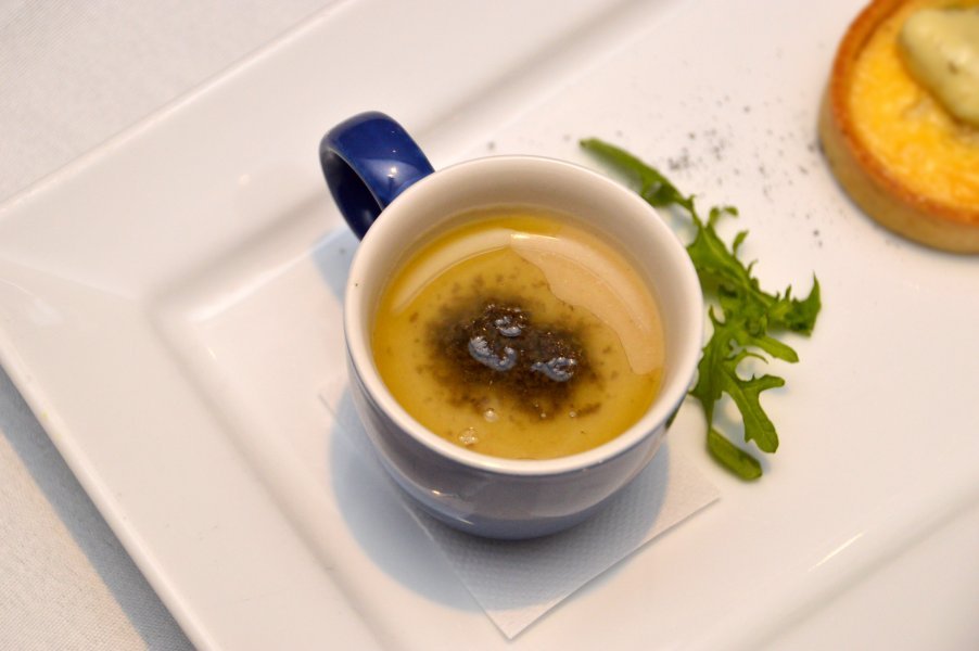 Cauliflower, Fennel and Roast Garlic Soup