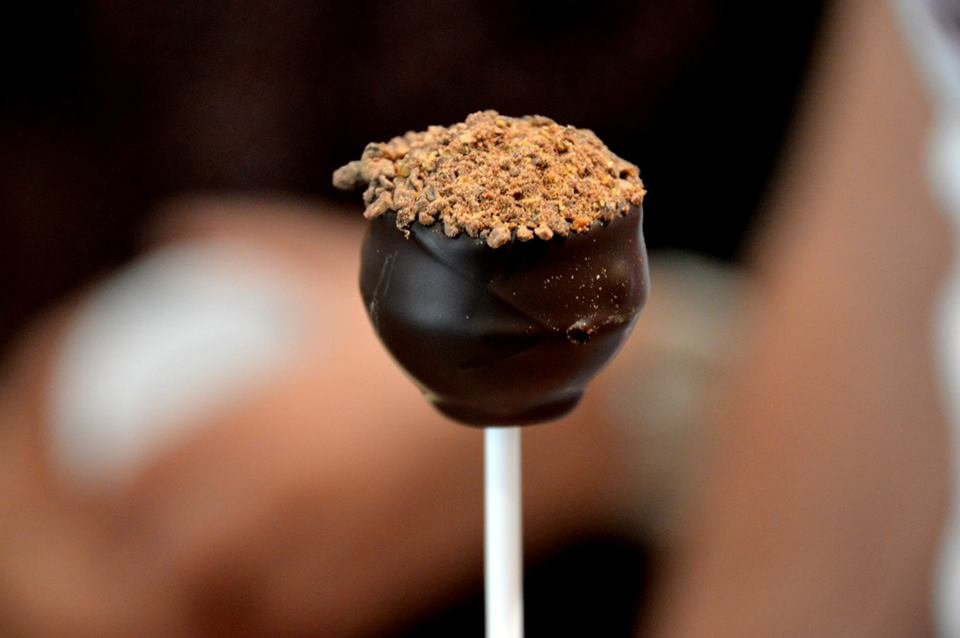 Chocolate Crackle Lolly Pop
