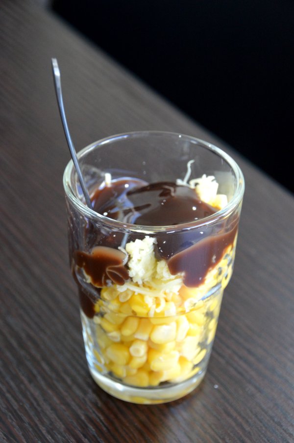 Sweetened Corn Kernels with Cheese and Chocolate