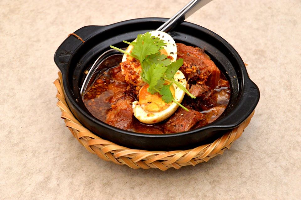 Clay Pot Pork Belly with Eggs